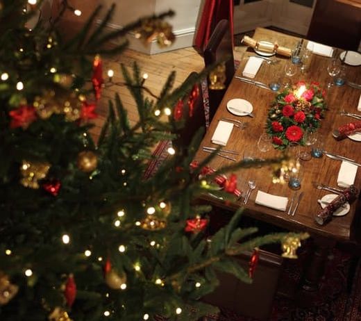 Newbridge on Usk Christmas Set Up