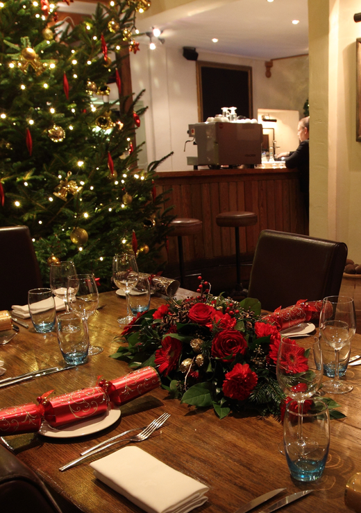 Newbridge on Usk Christmas Set Up