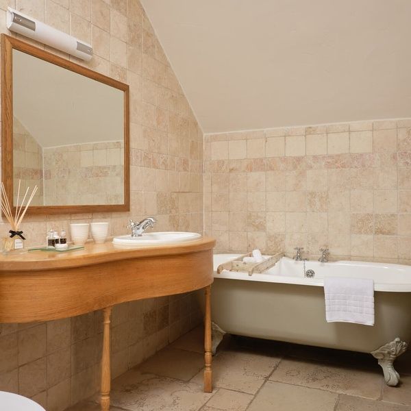 Peaceful Perch - Bathroom