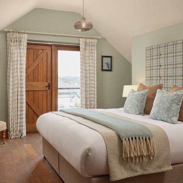Kindly Kingfisher Bedroom